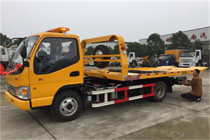 平川哪里有拖车服务