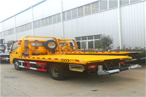 平川附近拖车救援搭电