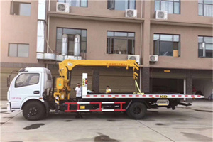 平川附近汽车轮胎更换